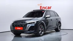 2025 Audi SQ7 4.0 TFSI Quattro — фото 1