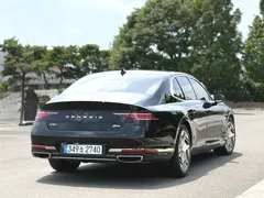 2022 Genesis G90 Gasoline 3.5 Turbo AWD — фото 2