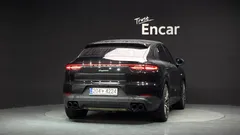 2023 Porsche Cayenne 3.0 E-Hybrid Coupe — фото 4