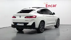 2023 BMW X4 xDrive20i M Sport — фото 2