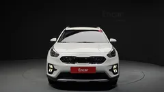 2022 Kia Niro 1.6 HEV, белый — фото 3