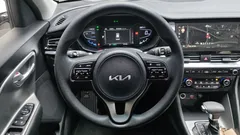 2022 Kia Niro 1.6 HEV, белый — фото 13