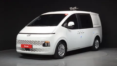 2023 Hyundai Staria Cargo 5-Seater