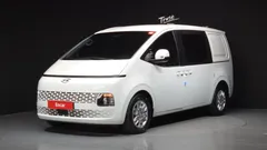 2023 Hyundai Staria Cargo 5-Seater — фото 1