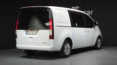 2023 Hyundai Staria Cargo 5-Seater — фото 2