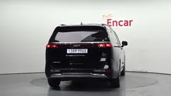 2023 Kia Carnival Gasoline 7-Seater Signature — фото 4