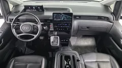 2023 Hyundai Staria Tourer 11-Seater — фото 7