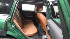 2024 Mini Clubman Classic, зелёный — фото 12