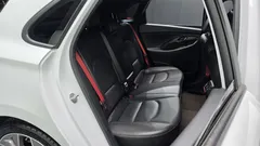 2020 Hyundai i30 1.6 Turbo — фото 11