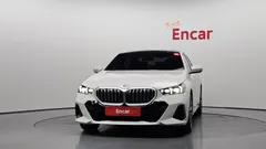 2024 BMW 5-Series 520i M Sport — фото 3