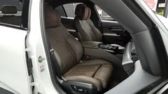 2024 BMW 5-Series 520i M Sport — фото 11