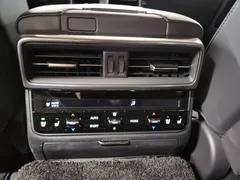 2025 Lexus LX 700h Overtrail — фото 8