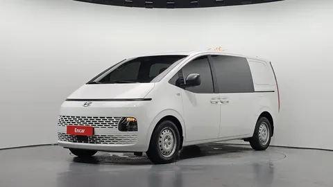 2023 Hyundai Staria Cargo 5-Seater