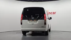 2023 Hyundai Staria Cargo 5-Seater — фото 4