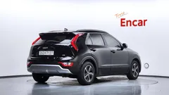 2022 Kia Niro Prestige, чёрный — фото 2