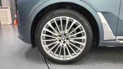 2023 BMW X7 xDrive 40i Design Pure Excellence 7-Seater — фото 5