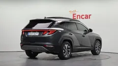 2021 Hyundai Tucson Inspiration 2WD, серый — фото 2