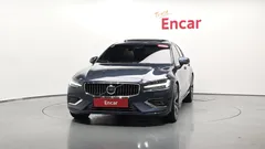 2023 Volvo S60 B5 Ultimate Bright — фото 3