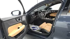 2023 Volvo S60 B5 Ultimate Bright — фото 10