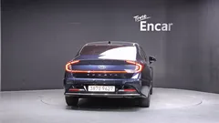 2022 Hyundai Sonata 2.0, синий — фото 4