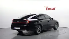 2022 Hyundai Sonata 2.0 — фото 2