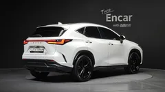 2022 Lexus NX Premium, белый — фото 2