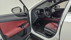 2022 Lexus NX Premium, белый — фото 10