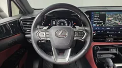 2022 Lexus NX Premium, белый — фото 13