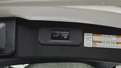 2022 Lexus NX Premium, белый — фото 17