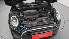 2022 Mini Cooper 5-Door Classic Plus — фото 6