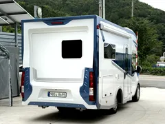 2022 Hyundai Staria 2WD Camping Car — фото 4