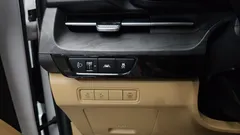 2023 Kia Carnival Diesel 9-Seater Prestige — фото 17