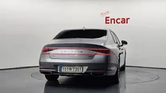 2022 Genesis G90 Gasoline 3.5 Turbo AWD, серо-серебристый — фото 4