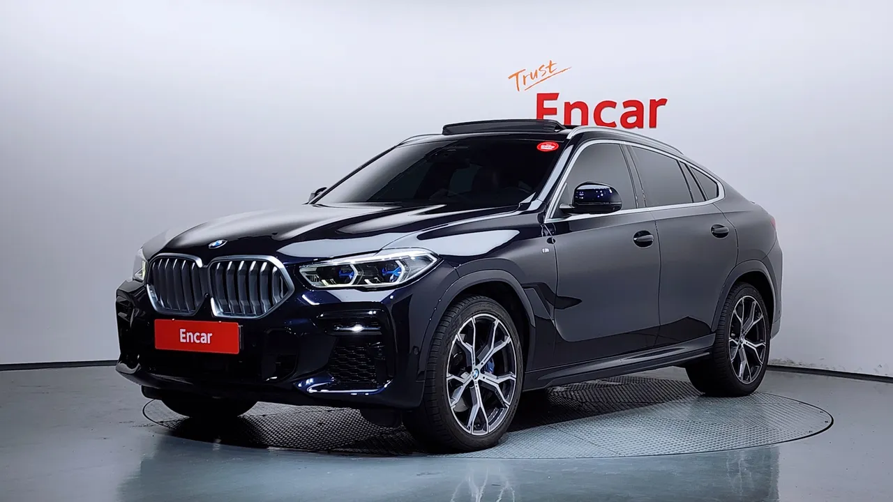 2022 BMW X6 xDrive40i M Sport
