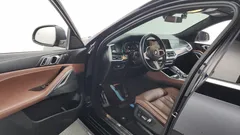2022 BMW X6 xDrive40i M Sport — фото 10