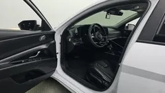 2023 Hyundai AVANTE 1.6, белый — фото 10