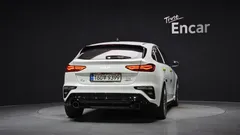 2022 Kia K3 1.6 Turbo GT 5Door — фото 4