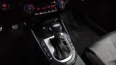 2022 Kia K3 1.6 Turbo GT 5Door — фото 9
