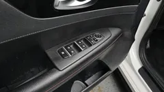 2022 Kia K3 1.6 Turbo GT 5Door — фото 17
