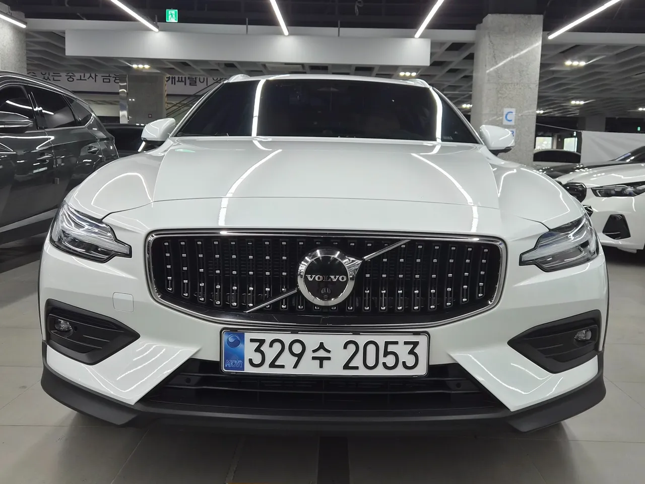 2023 Volvo V60 B5 Ultimate AWD