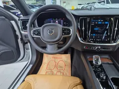 2023 Volvo V60 B5 Ultimate AWD, белый — фото 7