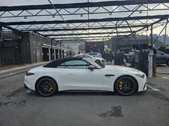 2023 Mercedes-Benz SL-Class AMG SL63 4MATIC+ Performance, белый — фото 2
