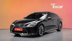 2022 Lexus LS 3.5 Platinum AWD, чёрный — фото 1