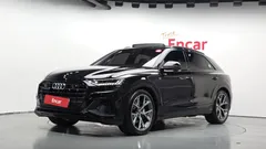 2023 Audi Q8 50 TDI Quattro Premium, чёрный — фото 1