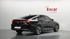 2023 Kia K8 Signature — фото 2