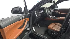 2022 BMW X6 xDrive40i M Sport — фото 10