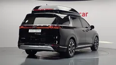 2022 Kia Carnival Gasoline 9-Seater Hi-Limousine — фото 2
