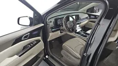 2022 Kia Carnival Gasoline 9-Seater Hi-Limousine — фото 10