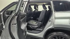 2023 Toyota Highlander 2.5 4WD Limited, серебристый — фото 11