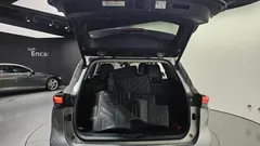 2023 Toyota Highlander 2.5 4WD Limited, серебристый — фото 20